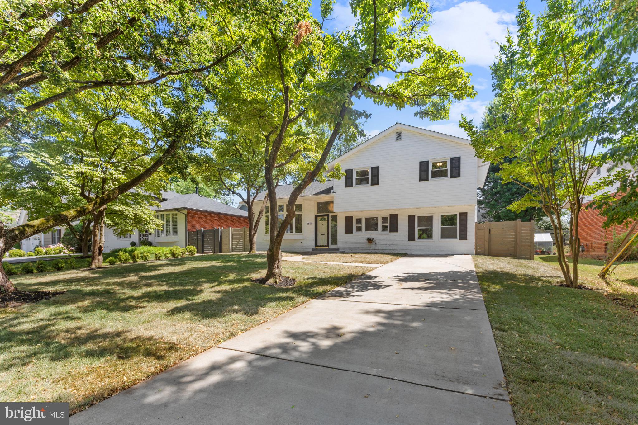 5818 Greentree Road Bethesda, MD 20817 - Photo 2 of 52