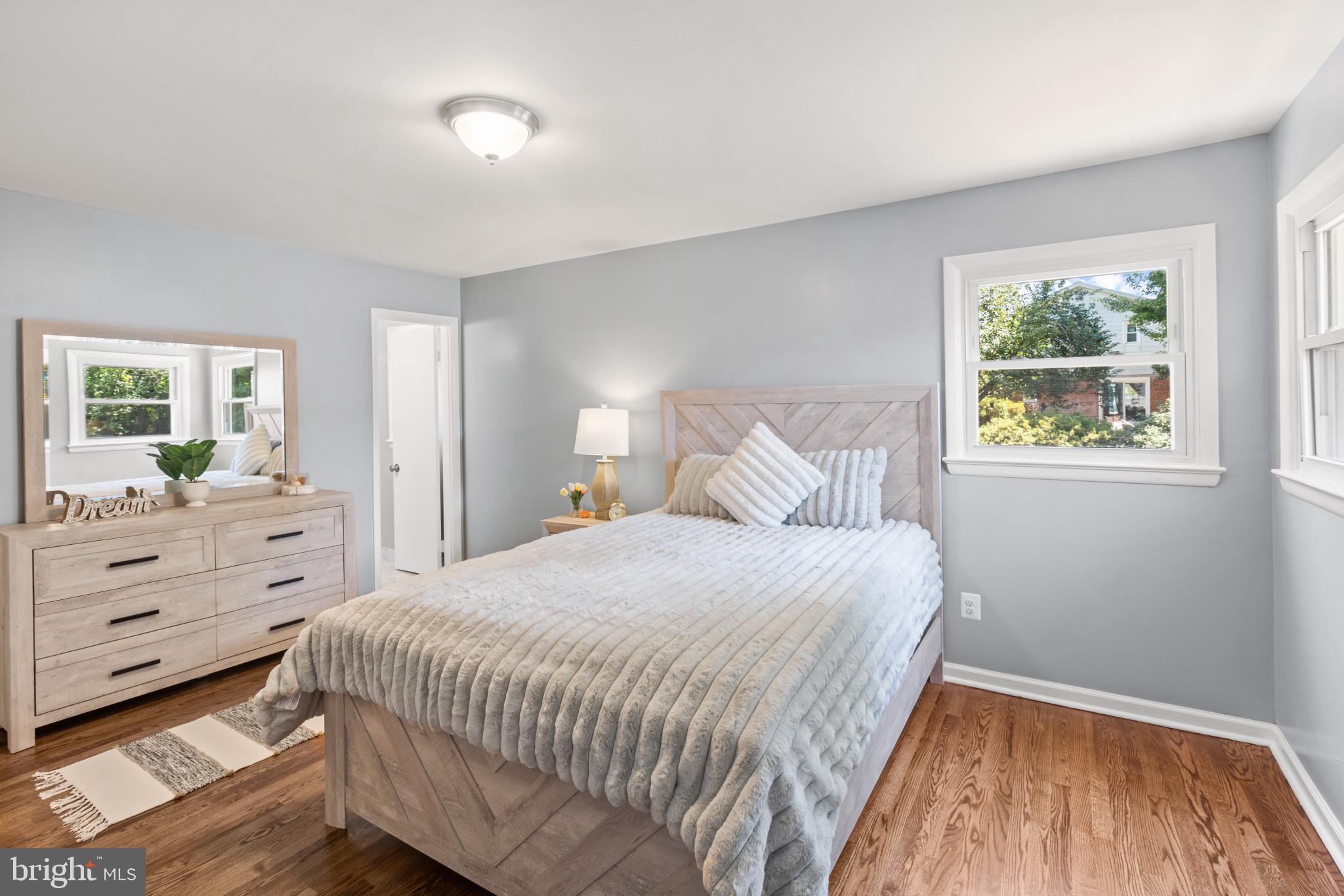 5818 Greentree Road Bethesda, MD 20817 - Photo 32 of 52