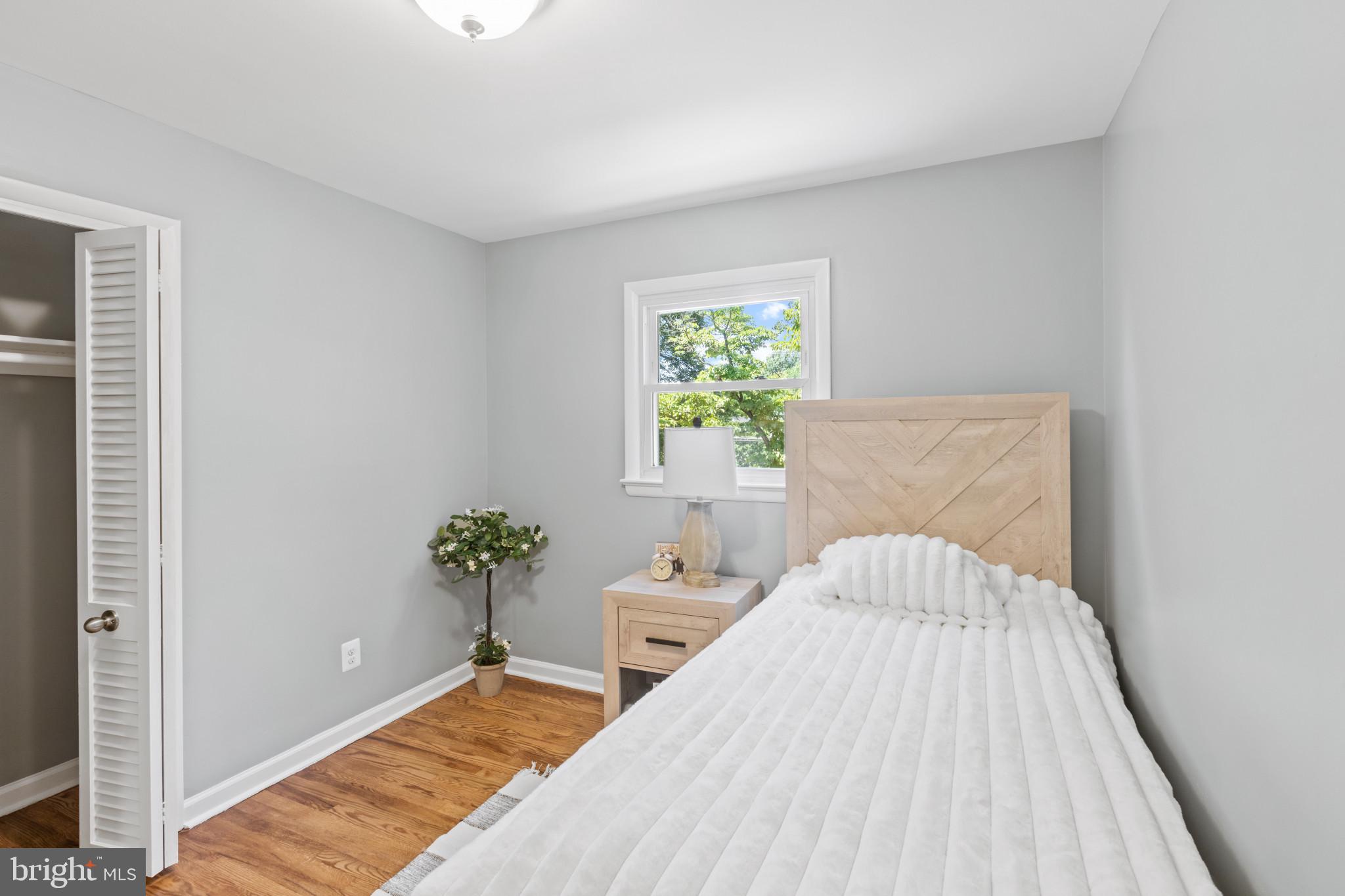 5818 Greentree Road Bethesda, MD 20817 - Photo 34 of 52