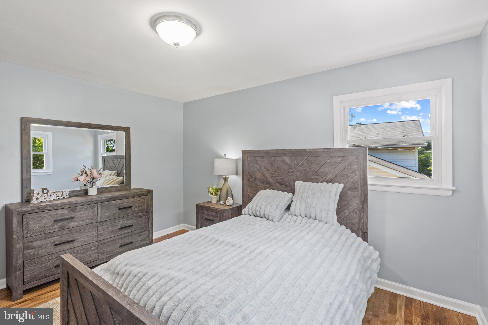 5818 Greentree Road Bethesda, MD 20817 - Photo 36 of 52