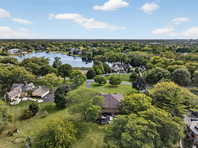 $1,250,000 | 1886 West Clover Drive, Inverness, IL 60067