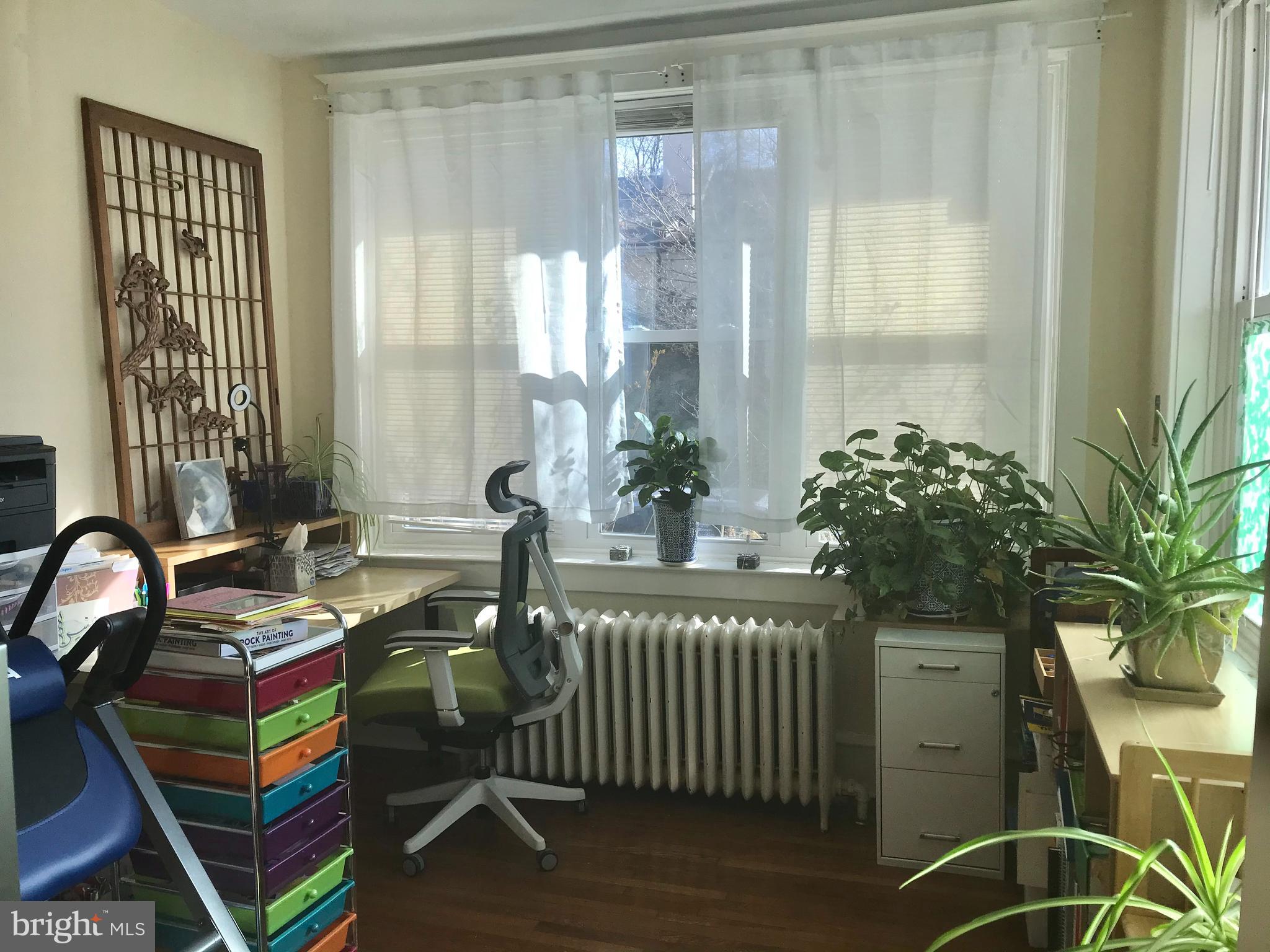 134 Arnold Road Ardmore, PA 19003 - Photo 3 of 18