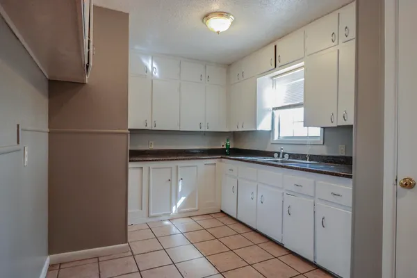 $1,025 | 3119 Jarvis Street, Lubbock, TX 79415