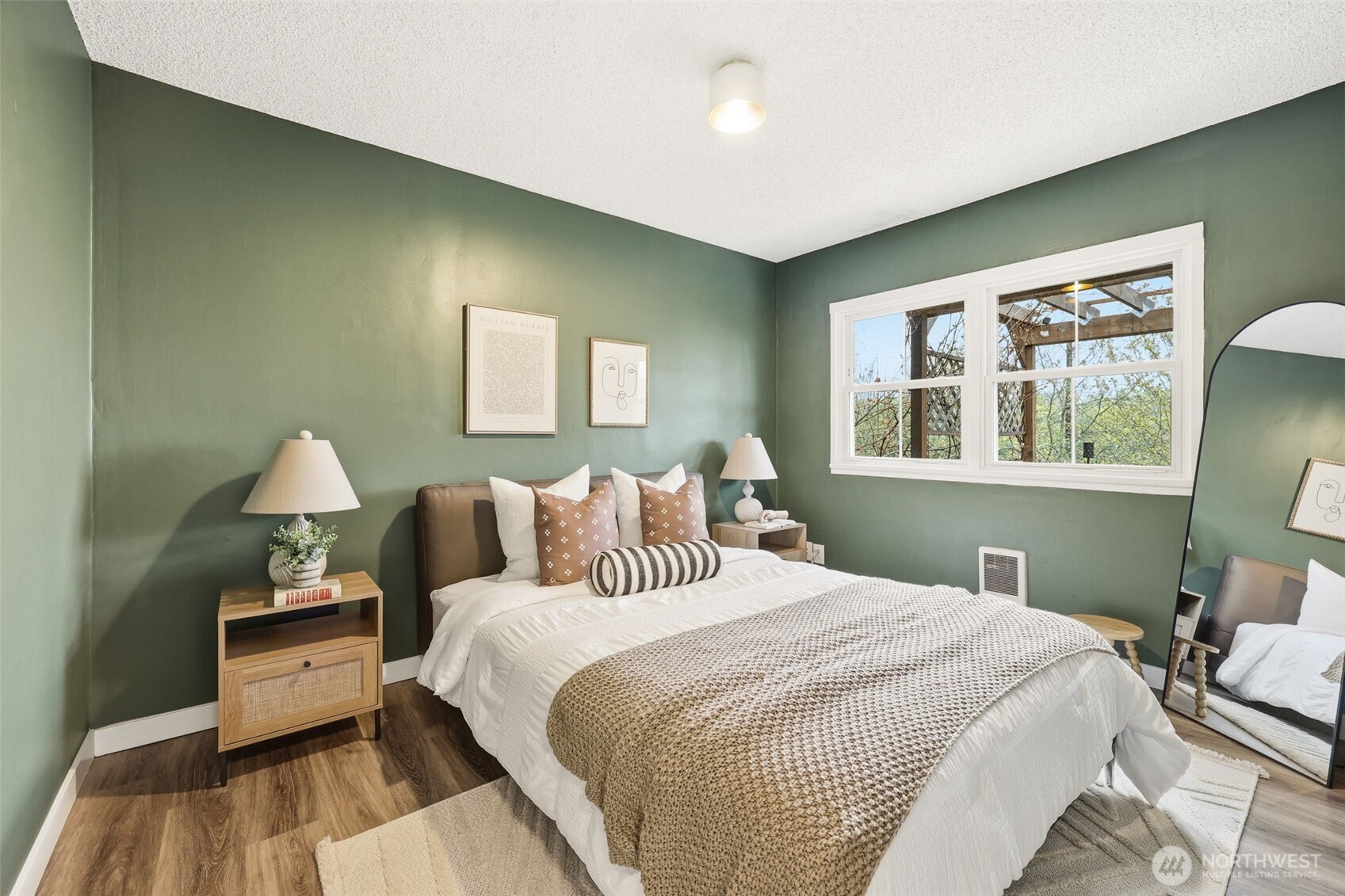 6005 21st Avenue Southwest Seattle, WA 98106 - Photo 11 of 24