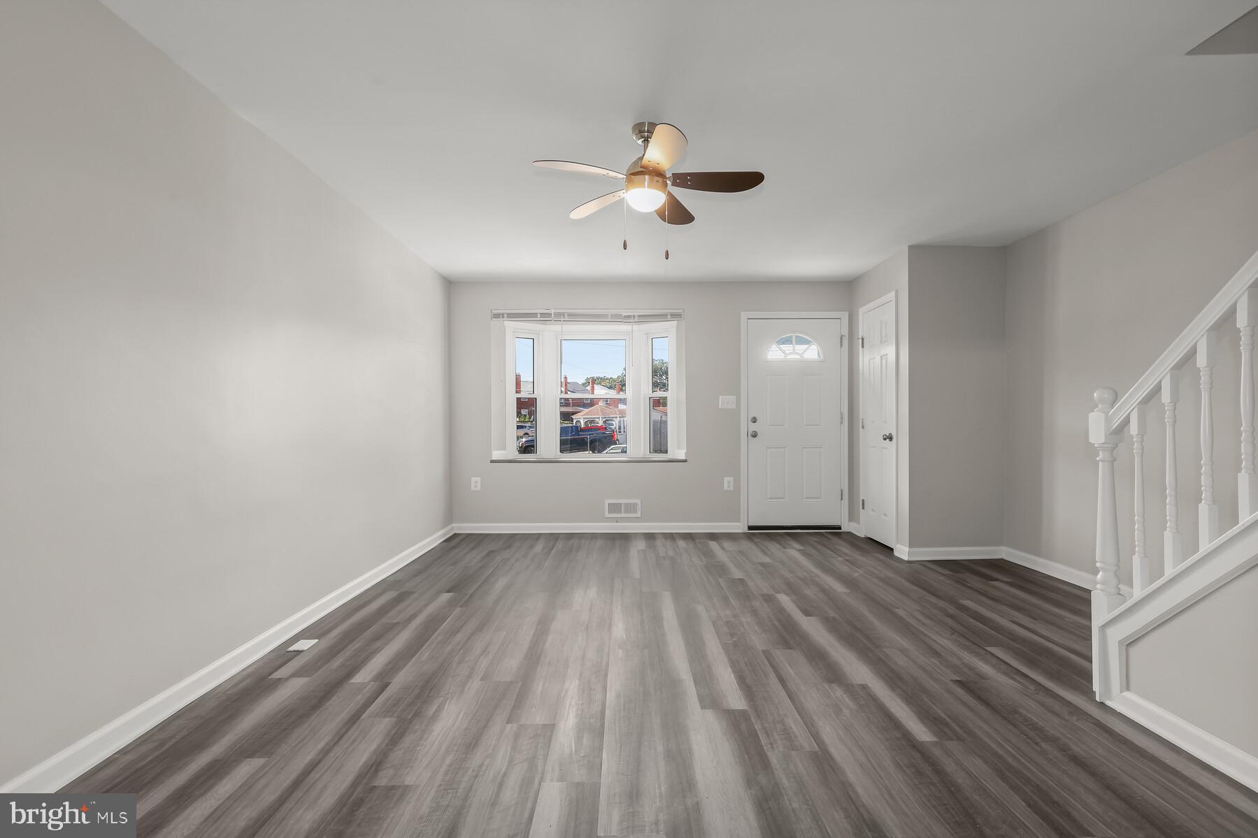 686 Middlesex Road Essex, MD 21221 - Photo 4 of 22