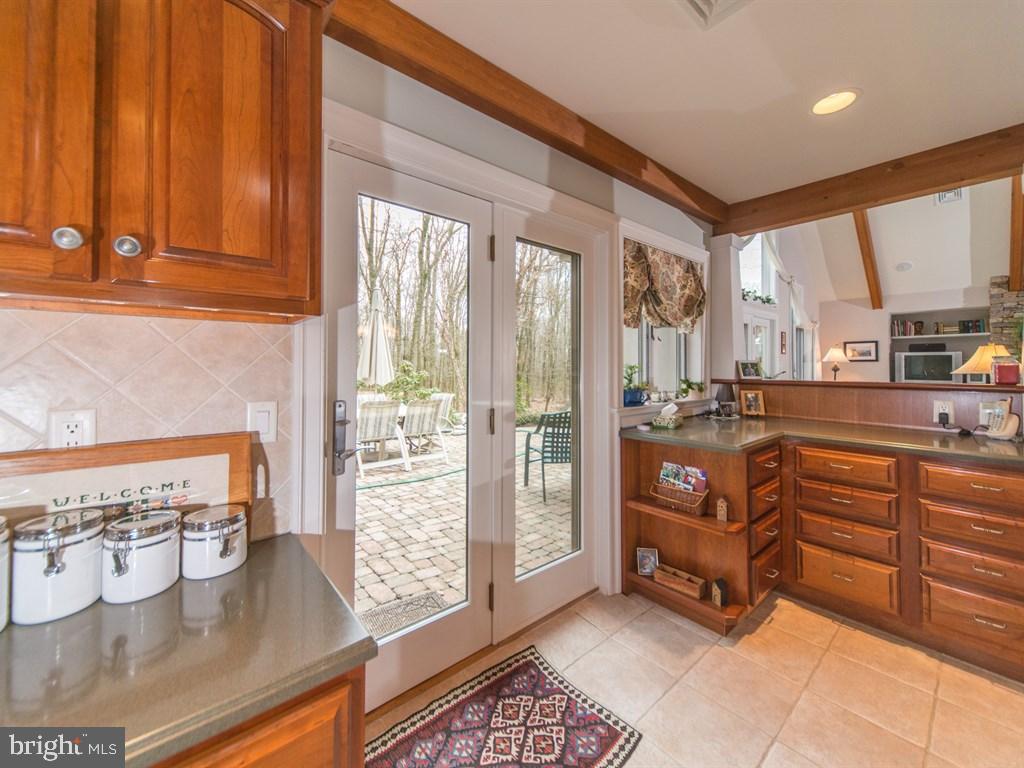 733 Gault Road Narvon, PA 17555 - Photo 10 of 37