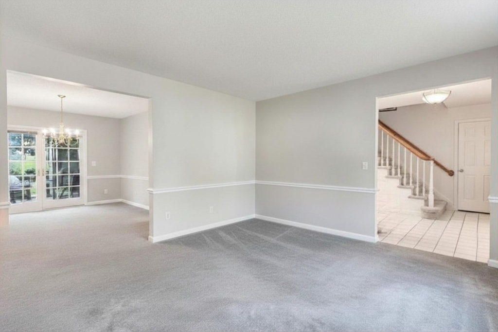 39 Venture Drive Springfield, MA 01119 - Photo 11 of 41