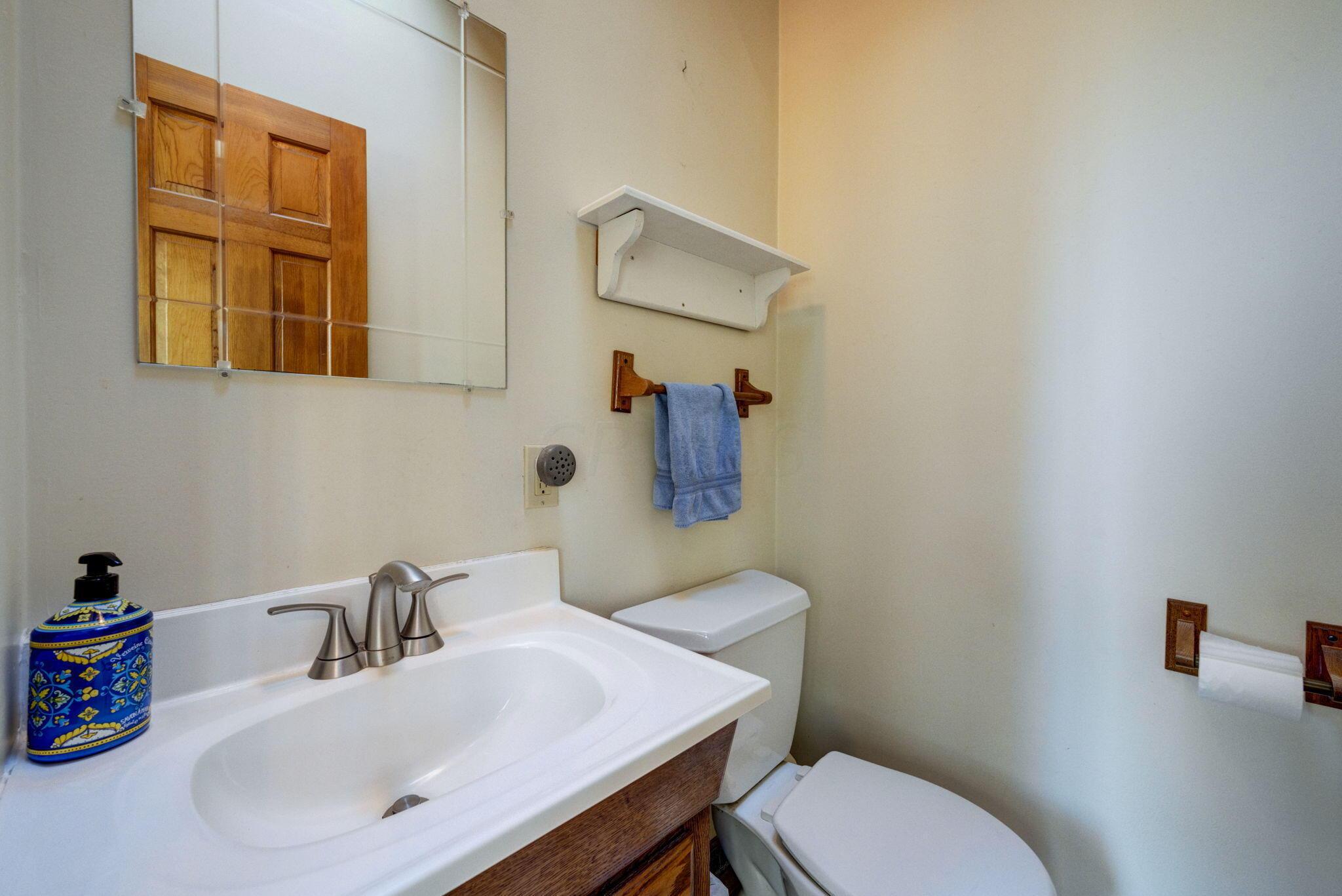 7385 Lee Road Westerville, OH 43081 - Photo 16 of 48 Half bath entry level