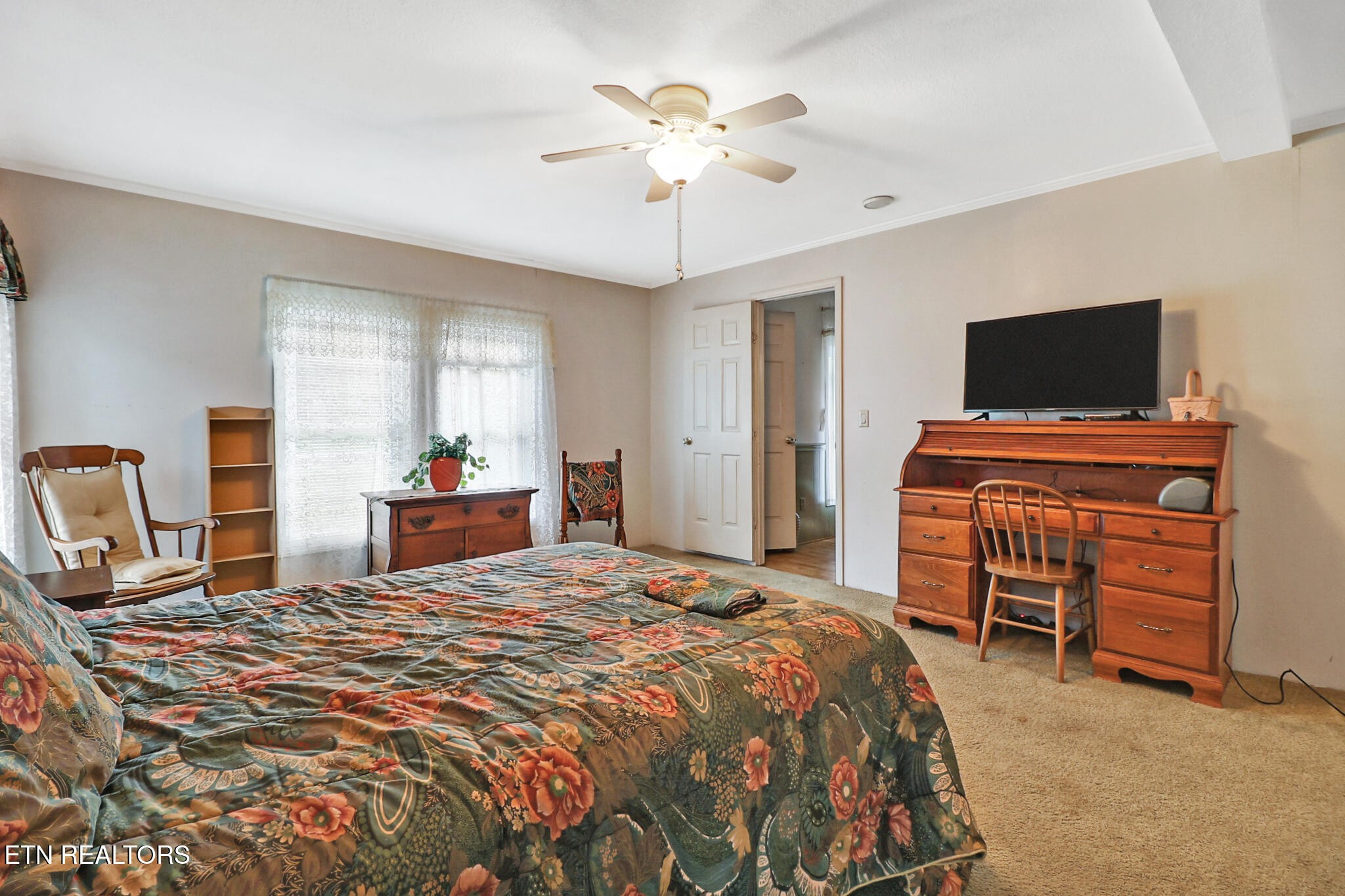 313 Rugby Road Crossville, TN 38558 - Photo 9 of 30 Gallery Image 9