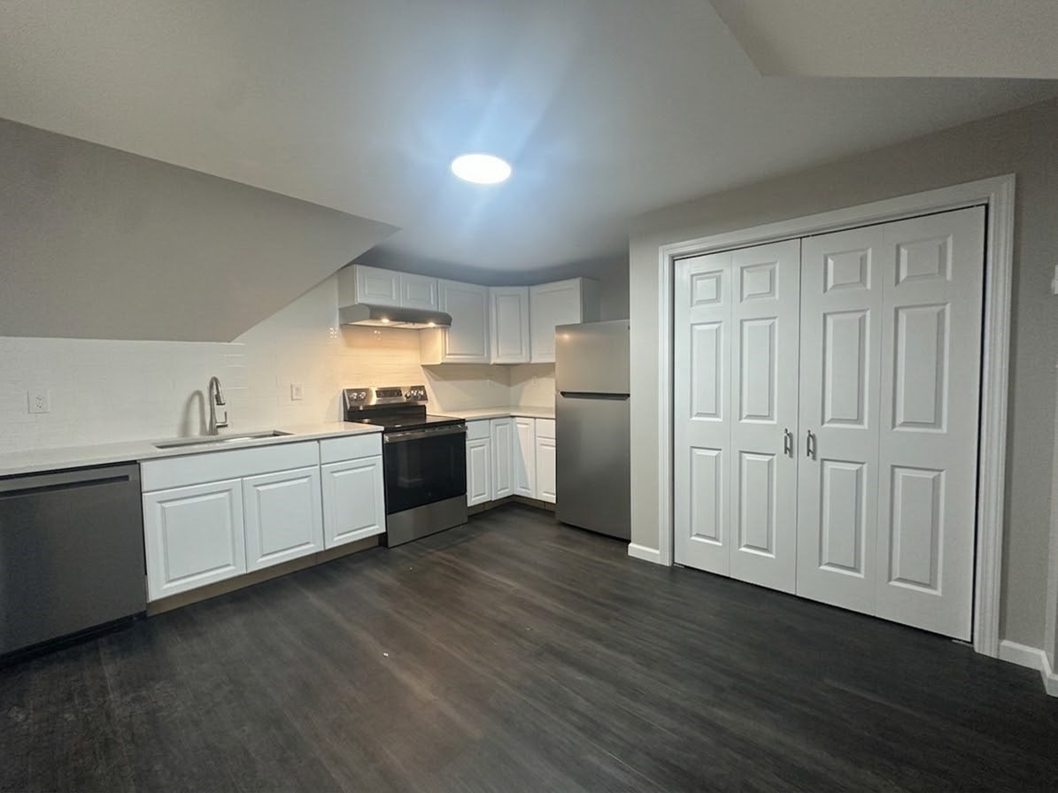 39 Cortland Street, Unit 3 Springfield, MA 01109 - Photo 1 of 10 Gallery Image 1