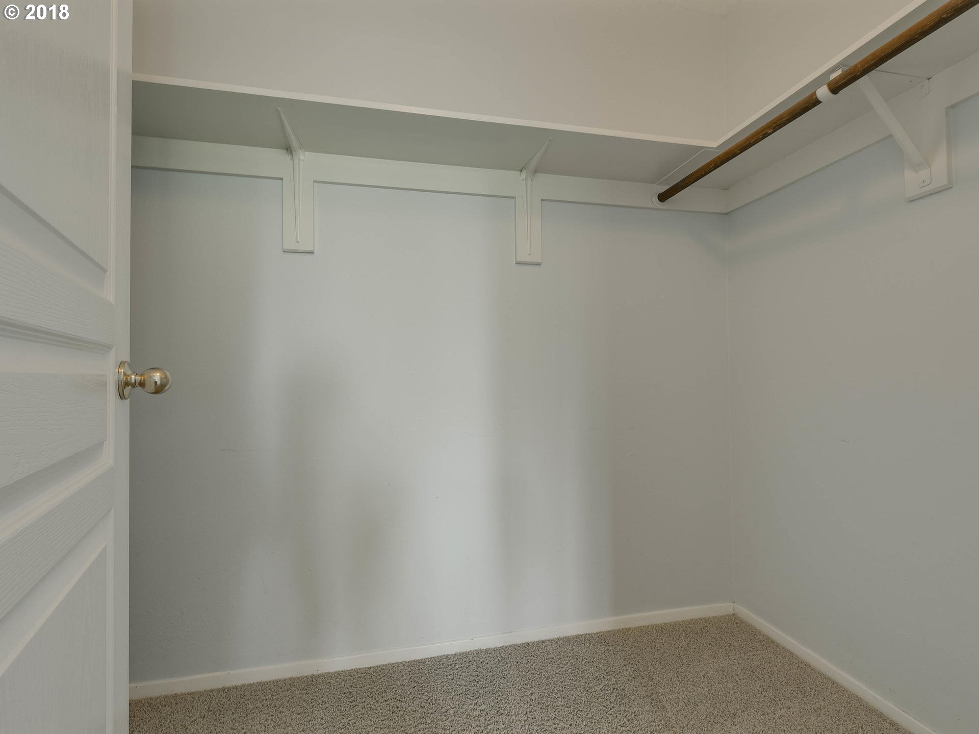 4224 Southwest Garden Home Road Portland, OR 97219 - Photo 18 of 23 Bedroom, Primary
