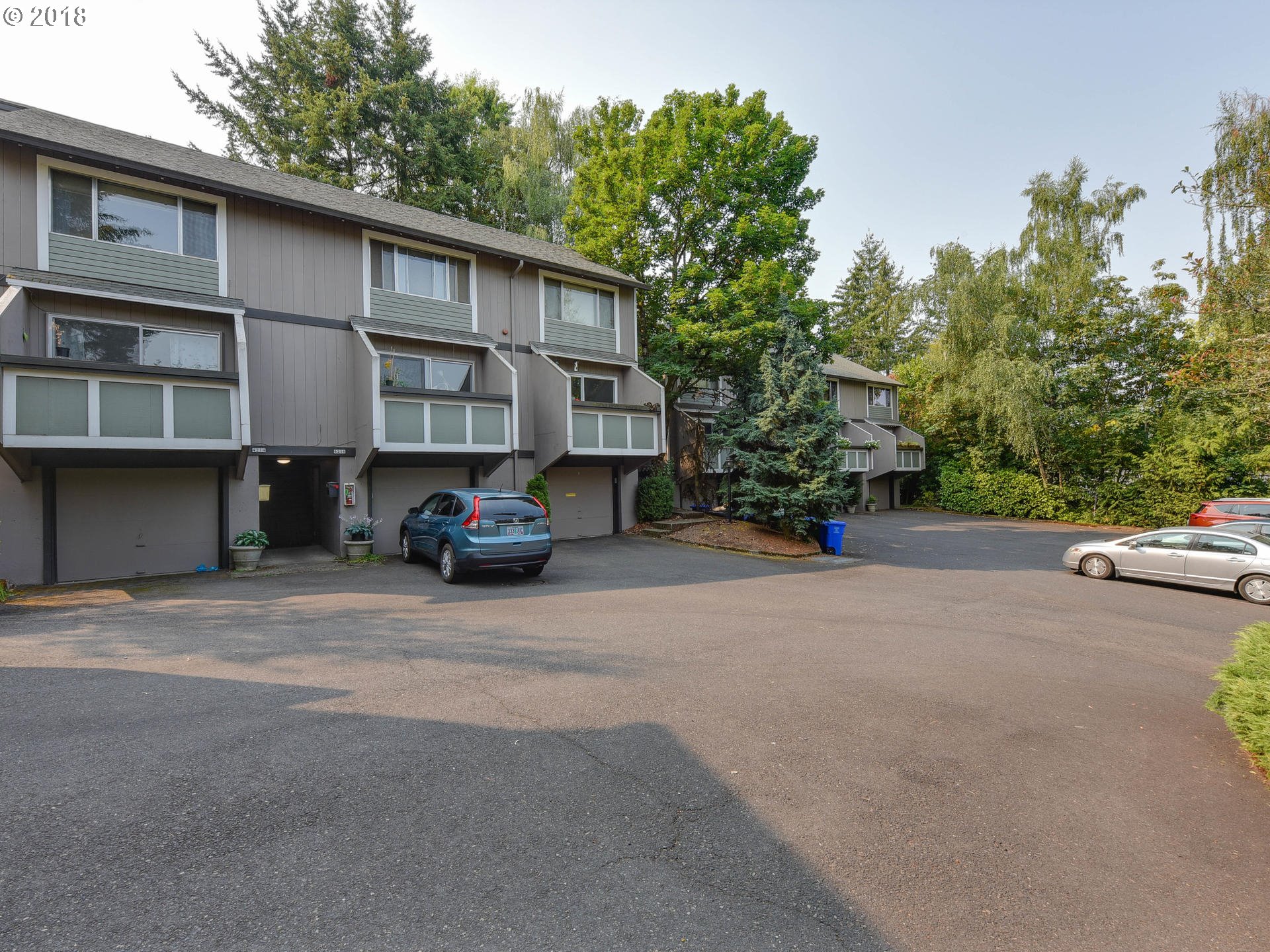 4224 Southwest Garden Home Road Portland, OR 97219 - Photo 22 of 23 Parking