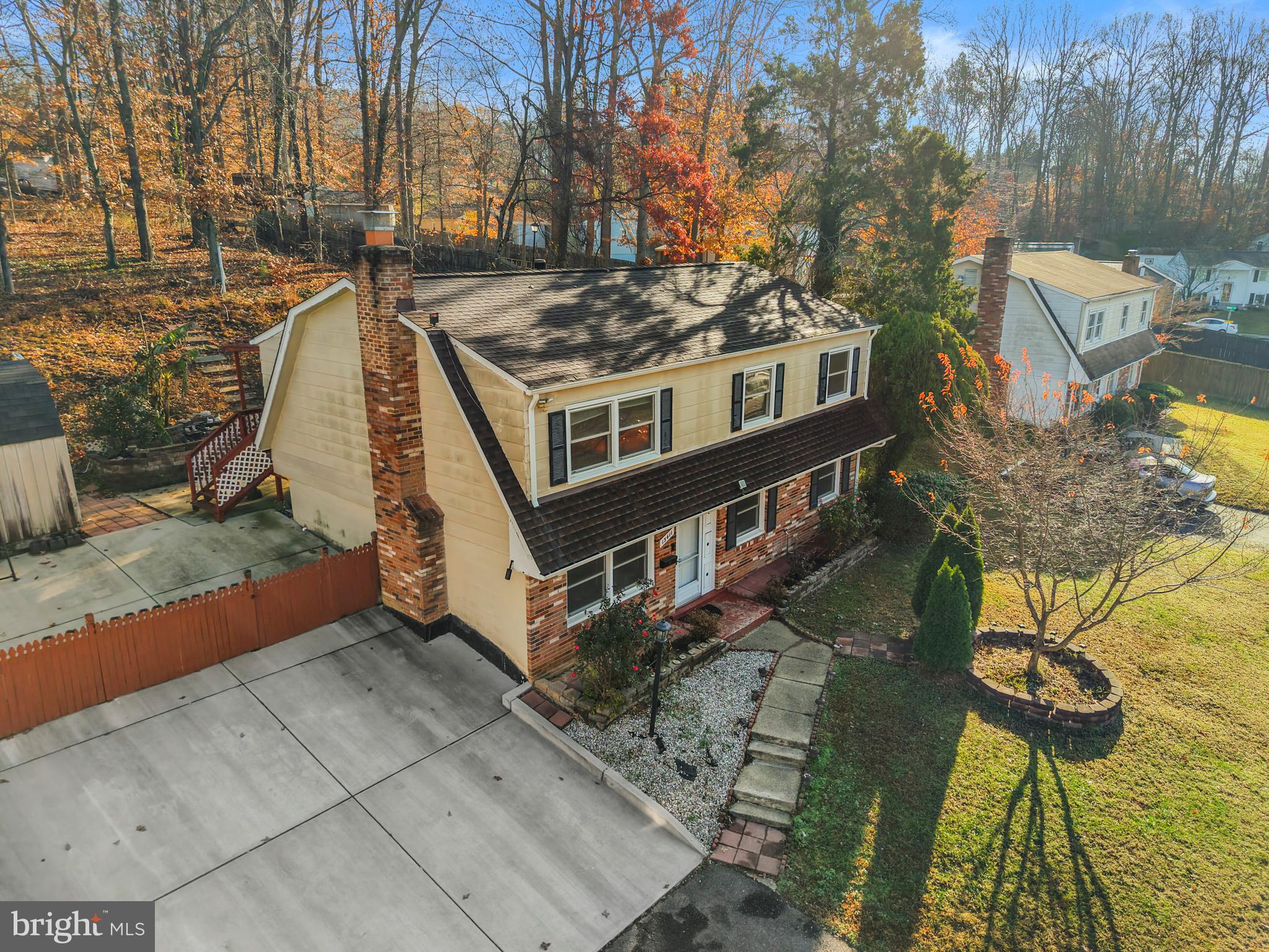 13411 Kerrydale Road Woodbridge, VA 22193 - Photo 37 of 44 a view of a house with a yard