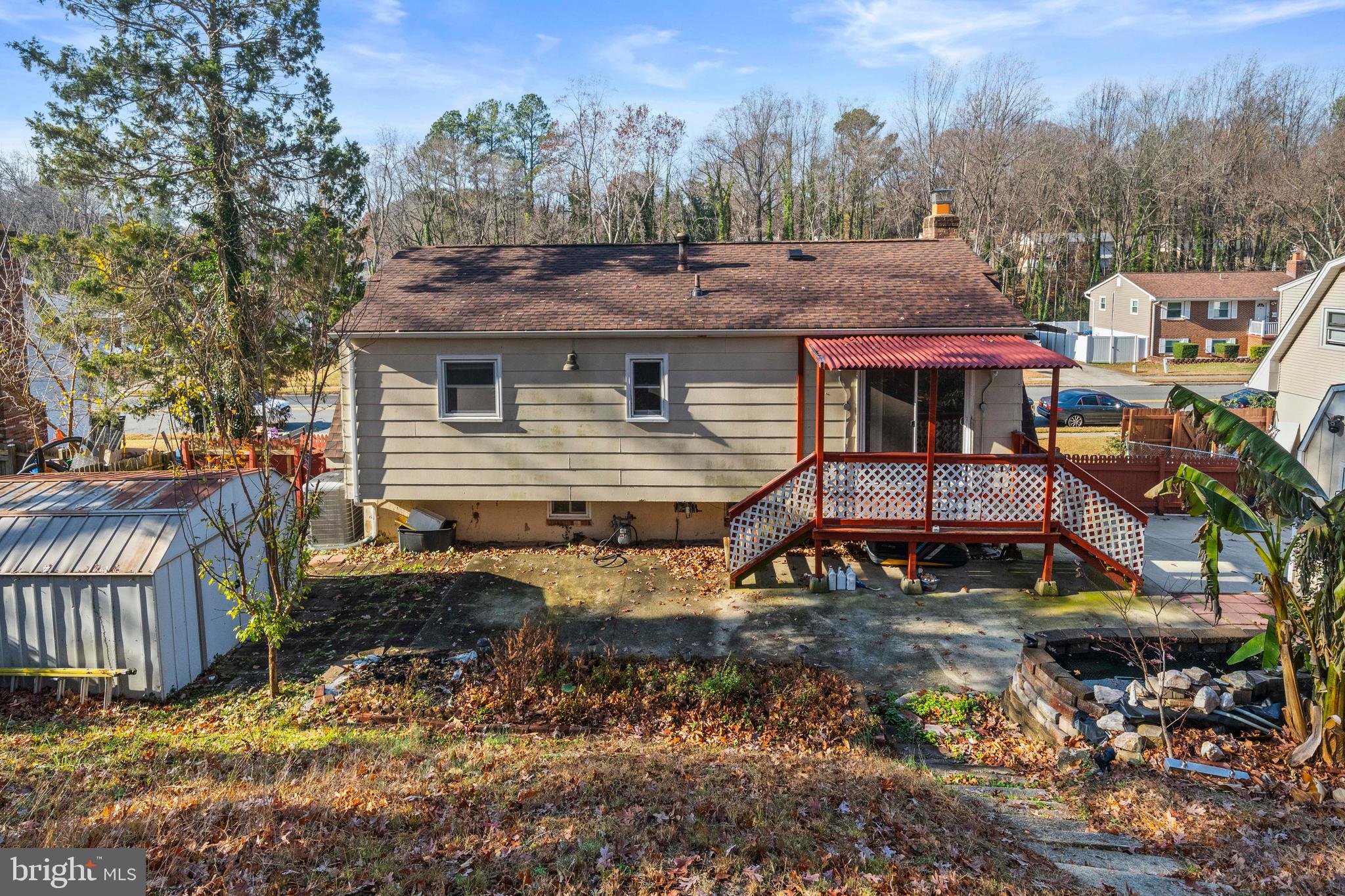 13411 Kerrydale Road Woodbridge, VA 22193 - Photo 38 of 44 a view of a house with a yard