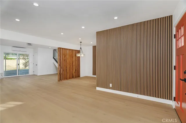 $1,079,000 | 1425 East Vermont Avenue, Anaheim, CA 92805