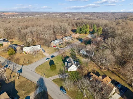 $279,999 | 1015 Foxmoor Drive, Clarksville, TN 37042