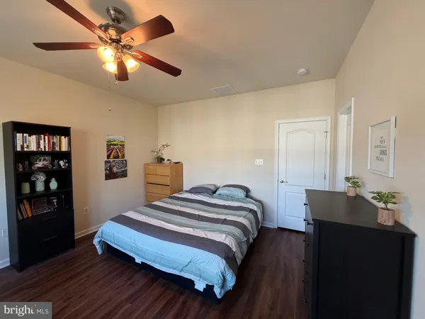 $3,100 | 4587 Derring Lane, Fairfax, VA 22030