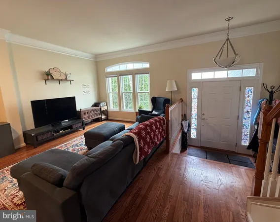 $3,100 | 4587 Derring Lane, Fairfax, VA 22030