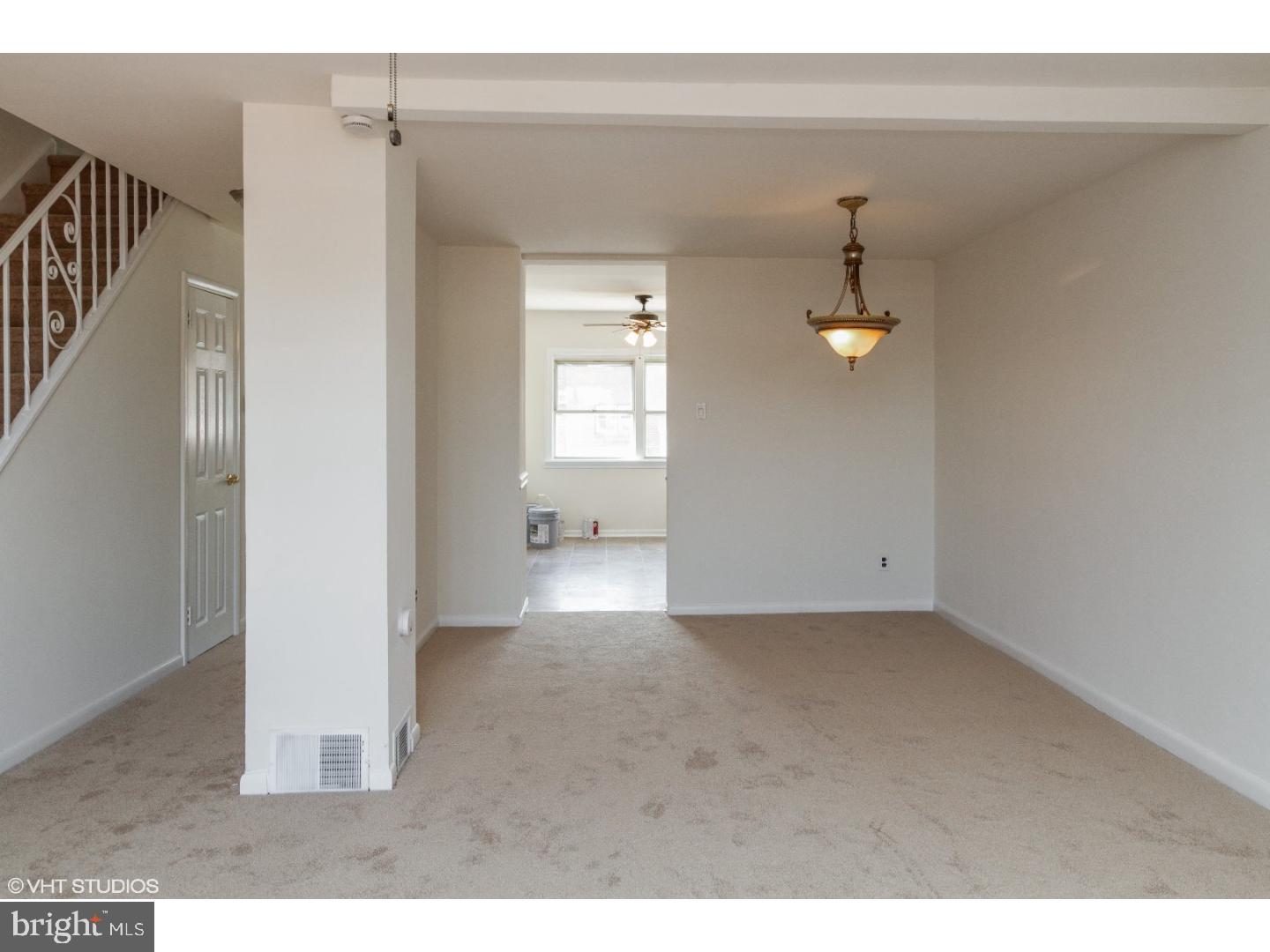 3351 Morning Glory Road Philadelphia, PA 19154 - Photo 8 of 17 Dining Room