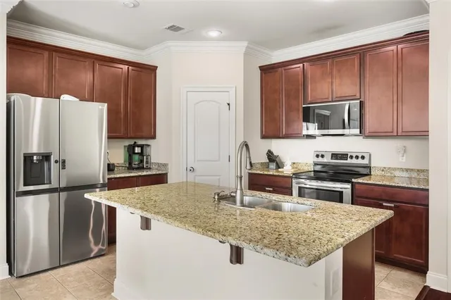 $389,000 | 7437 Silverado Drive, Marrero, LA 70072