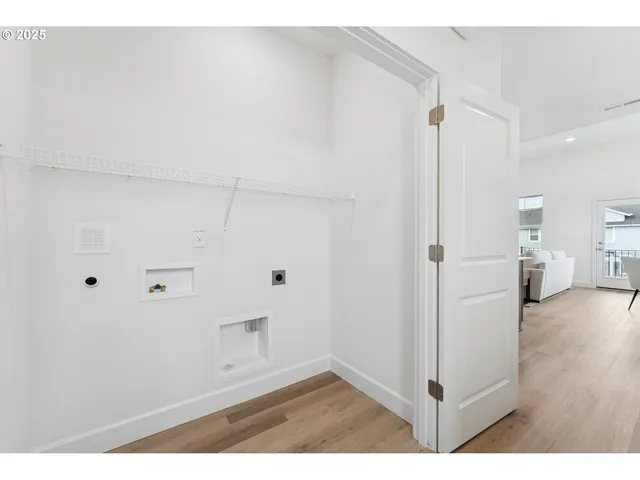 a view of empty room