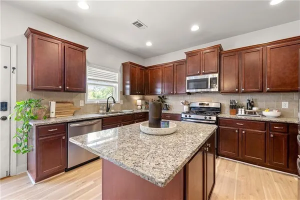 $575,000 | 4970 Creekside Lane, Powder Springs, GA 30127