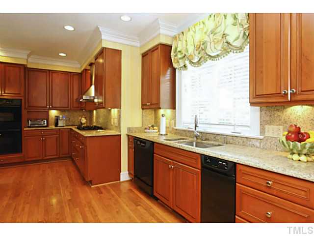 1515 Jarvis Street Raleigh, NC 27608 - Photo 4 of 20 Gallery Image 4