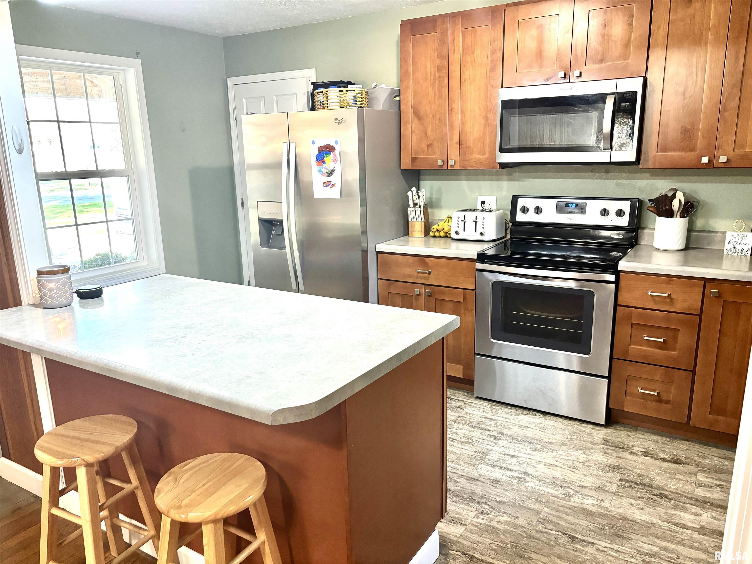 1410 Franklin Street Carlyle, IL 62231 - Photo 11 of 21 Gallery Image 11