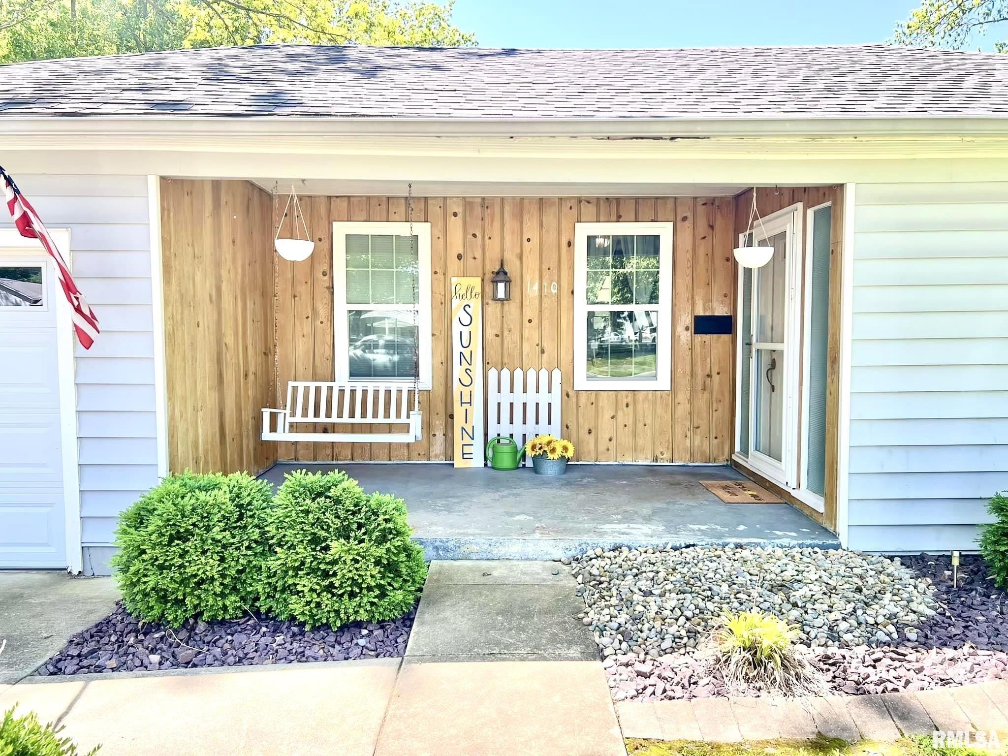 1410 Franklin Street Carlyle, IL 62231 - Photo 2 of 21 Gallery Image 2