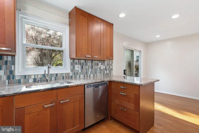 $570,000 | 920 Bayridge Terrace, Gaithersburg, MD 20878