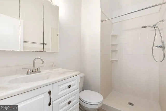 $570,000 | 920 Bayridge Terrace, Gaithersburg, MD 20878