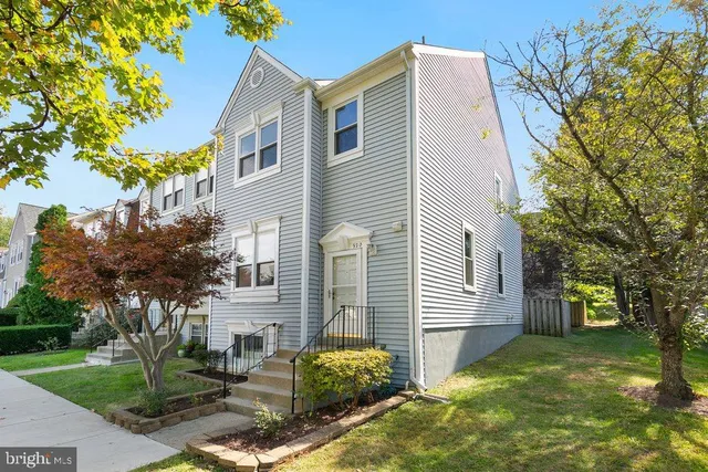 $570,000 | 920 Bayridge Terrace, Gaithersburg, MD 20878