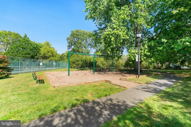 $570,000 | 920 Bayridge Terrace, Gaithersburg, MD 20878