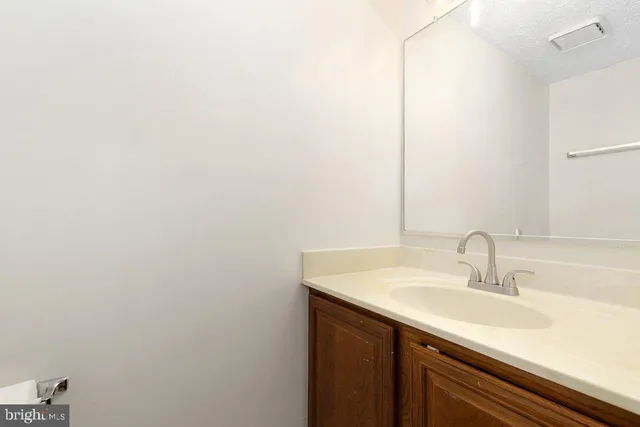 $570,000 | 920 Bayridge Terrace, Gaithersburg, MD 20878