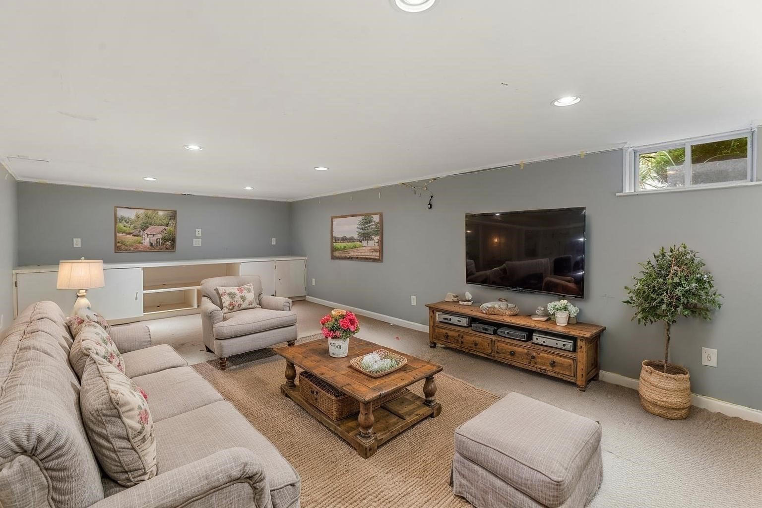 85 Robbins Road Watertown, MA 02472 - Photo 33 of 40 Gallery Image 33