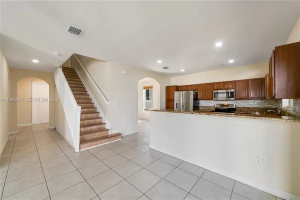 $5,000 | 16946 Southwest 90th Terrace Circle, Miami, FL 33196