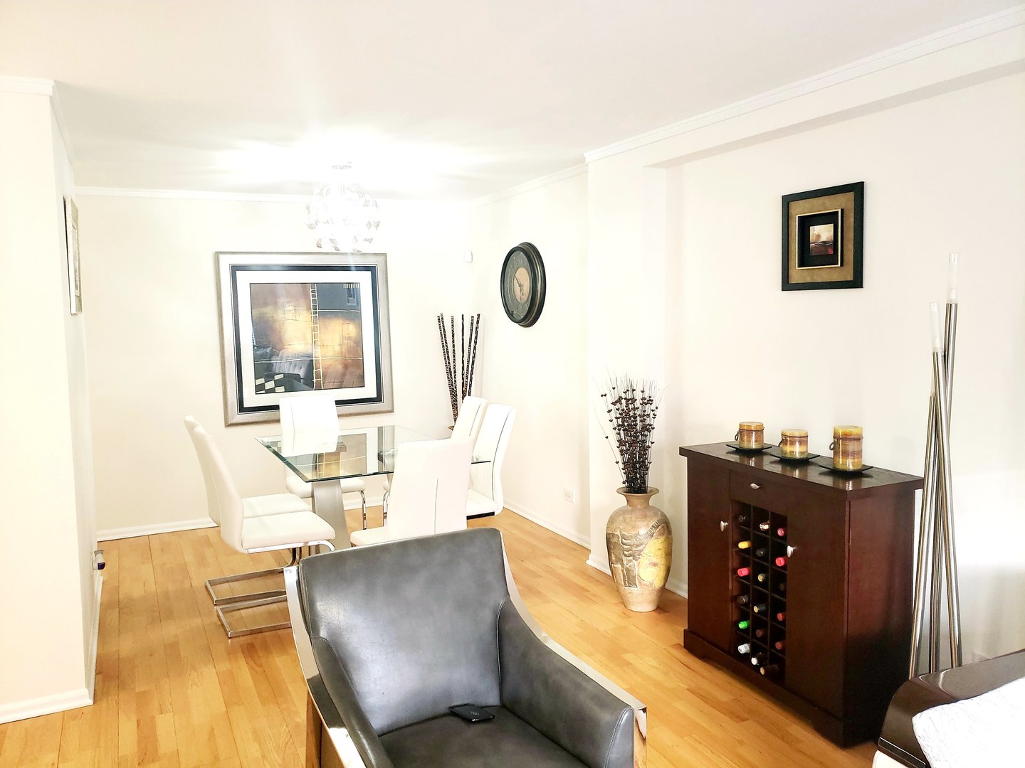 6102 North Sheridan Road, Unit 205 Chicago, IL 60660 - Photo 5 of 25