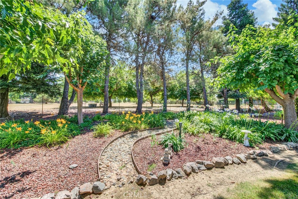 1880 Inghram Road Corning, CA 96021 - Photo 5 of 68