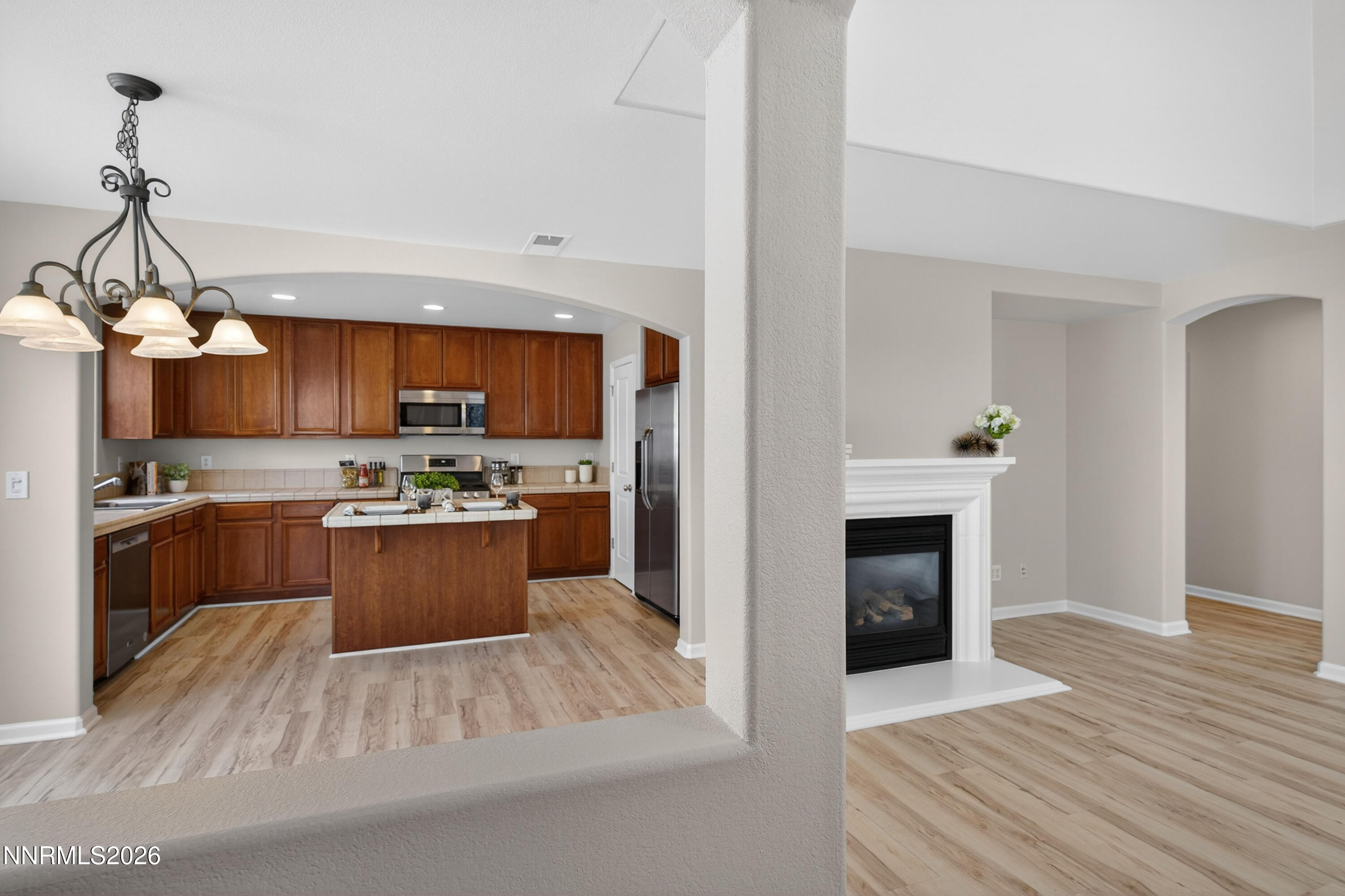 1630 Spring Hill Drive Reno, NV 89523 - Photo 3 of 37 013_DSC02388