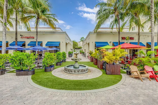 $725,000 | 156 Aragon Way, Unit 101, Jupiter, FL 33458