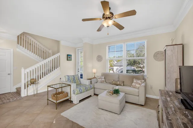 $725,000 | 156 Aragon Way, Unit 101, Jupiter, FL 33458