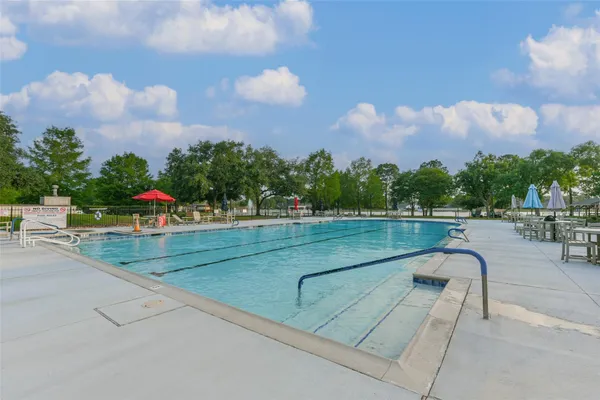 $2,000 | 3327 South Country Meadows Lane, Pearland, TX 77584