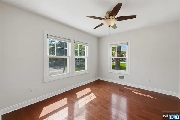 $2,400 | 6 Elm Street, Unit 1, Westwood, NJ 07675