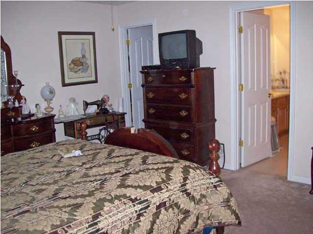 8012 Kellerman Road Louisville, KY 40219 - Photo 11 of 19 Additional Photo