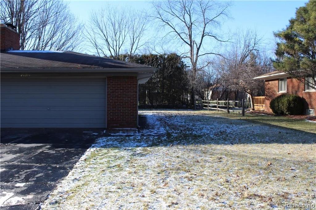 28391 Bay Tree Road Farmington Hills, MI 48334 - Photo 2 of 74