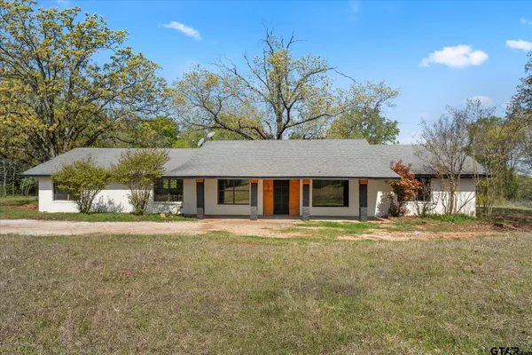 $289,900 | 2087 County Road 3320, Mount Pleasant, TX 75455