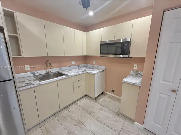$2,350 | 6290 Northwest 14th Street, Unit 6290, Sunrise, FL 33313