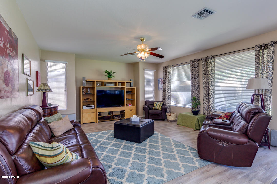 3556 East Bridgeport Parkway Gilbert, AZ 85295 - Photo 12 of 40 12-Bridgeport