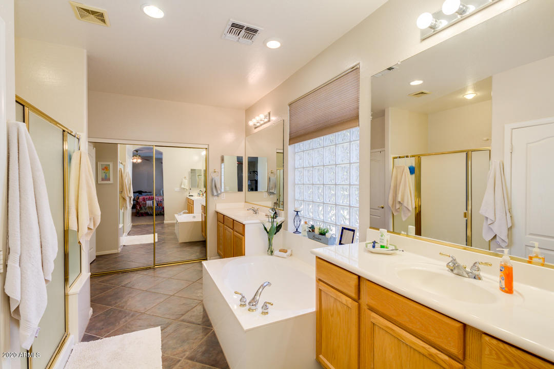 3556 East Bridgeport Parkway Gilbert, AZ 85295 - Photo 27 of 40 28-Bridgeport