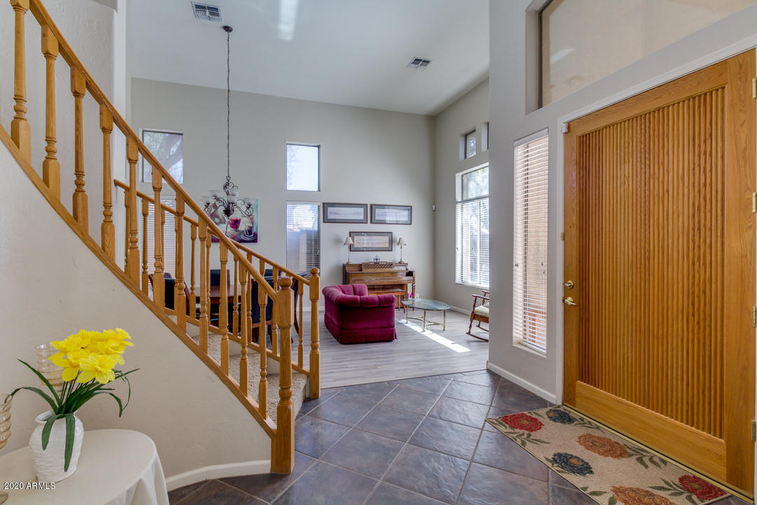3556 East Bridgeport Parkway Gilbert, AZ 85295 - Photo 6 of 40 06-Bridgeport